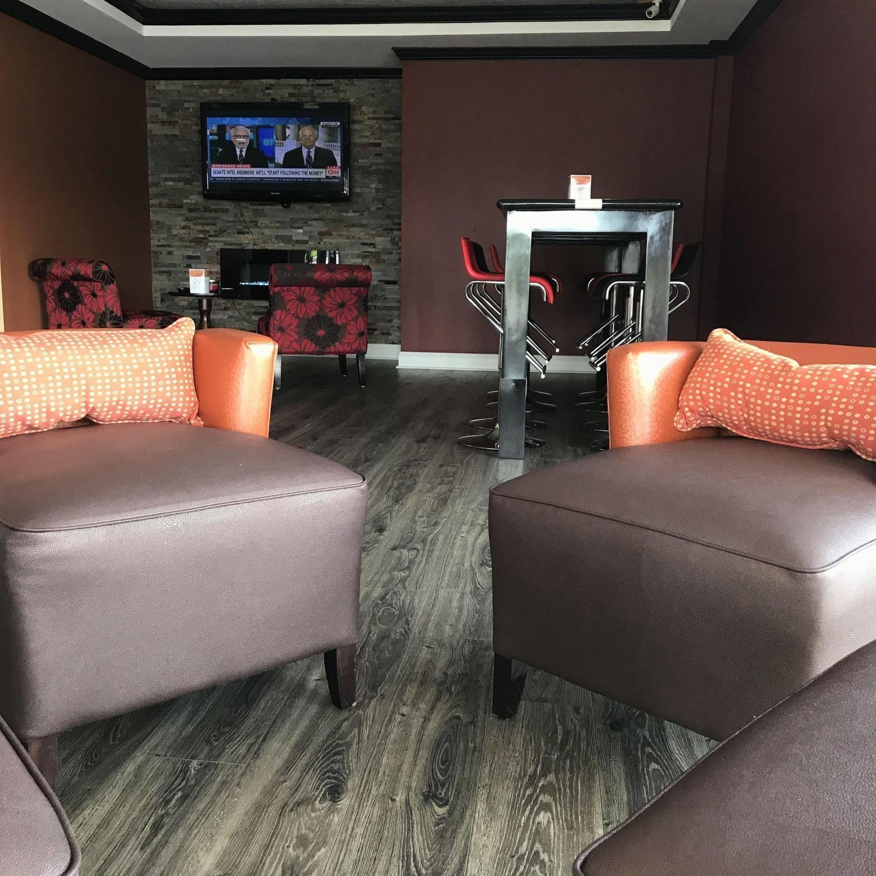 Milan Inn & Suites Eksteriør bilde